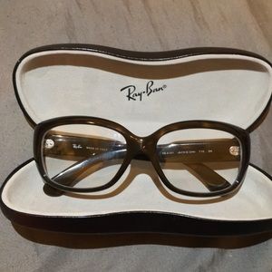 Brand new Ray-ban style-Jacki ohh with transitions lenses. Never WORN